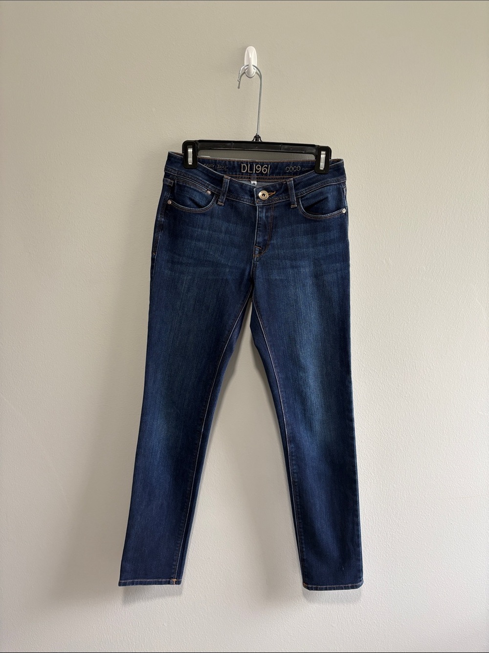 DL1961 Coco Curvy Ankle Jeans 26 Dark Wash Mid Rise Stretch Skinny